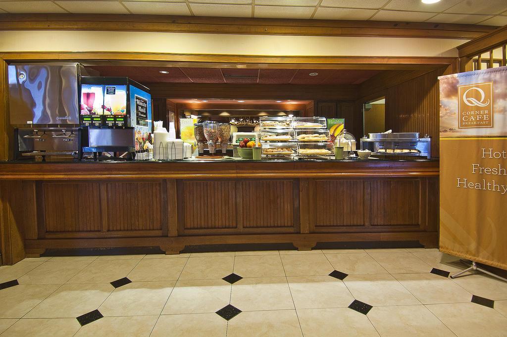 Quality Inn & Suites Baton Rouge West - Port Allen Extérieur photo