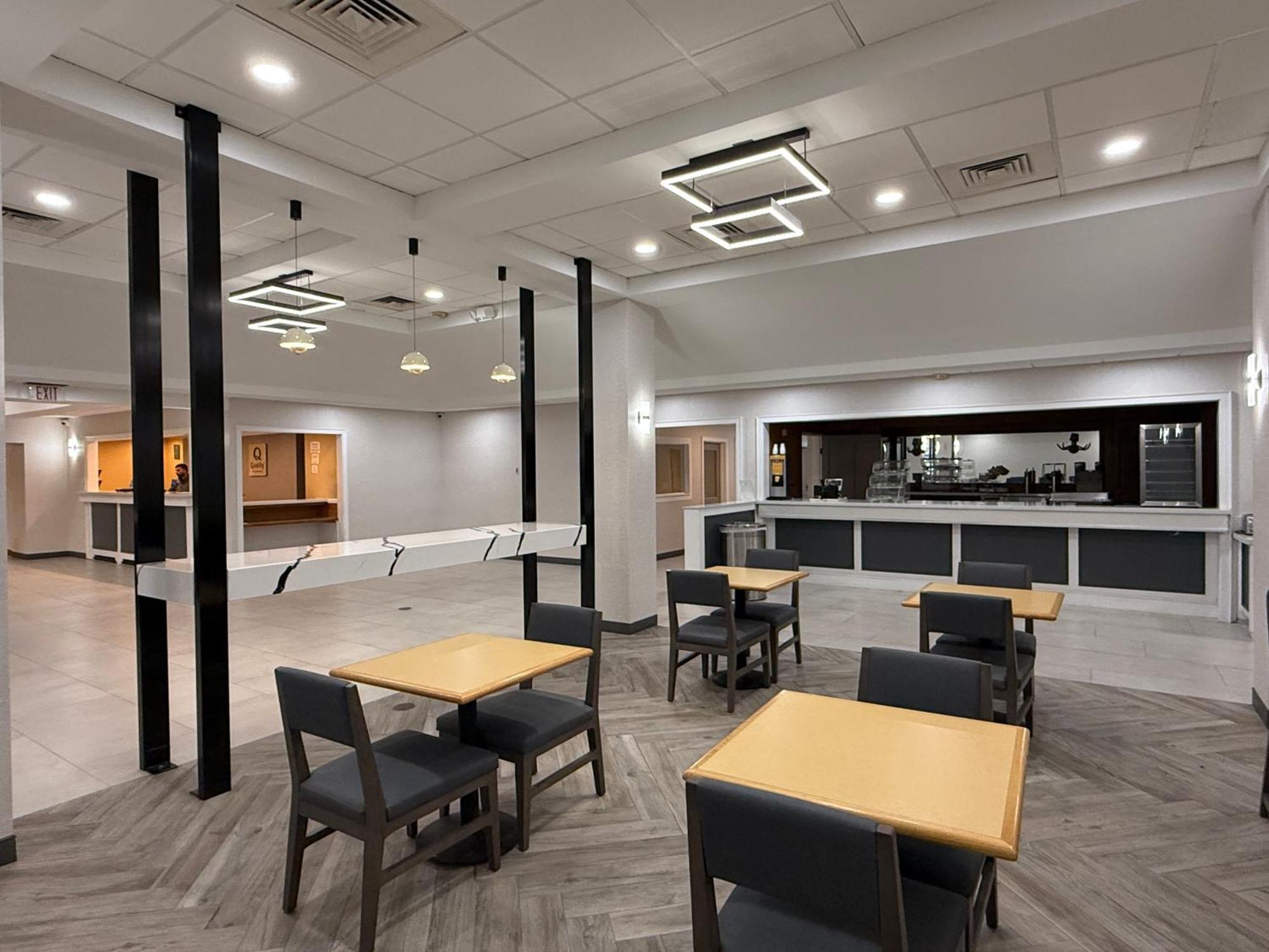 Quality Inn & Suites Baton Rouge West - Port Allen Extérieur photo