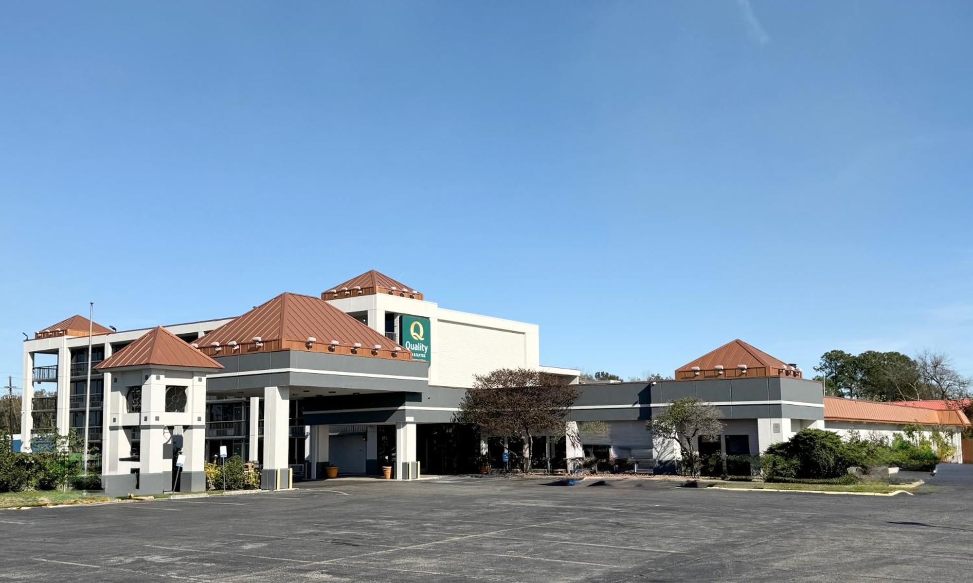 Quality Inn & Suites Baton Rouge West - Port Allen Extérieur photo