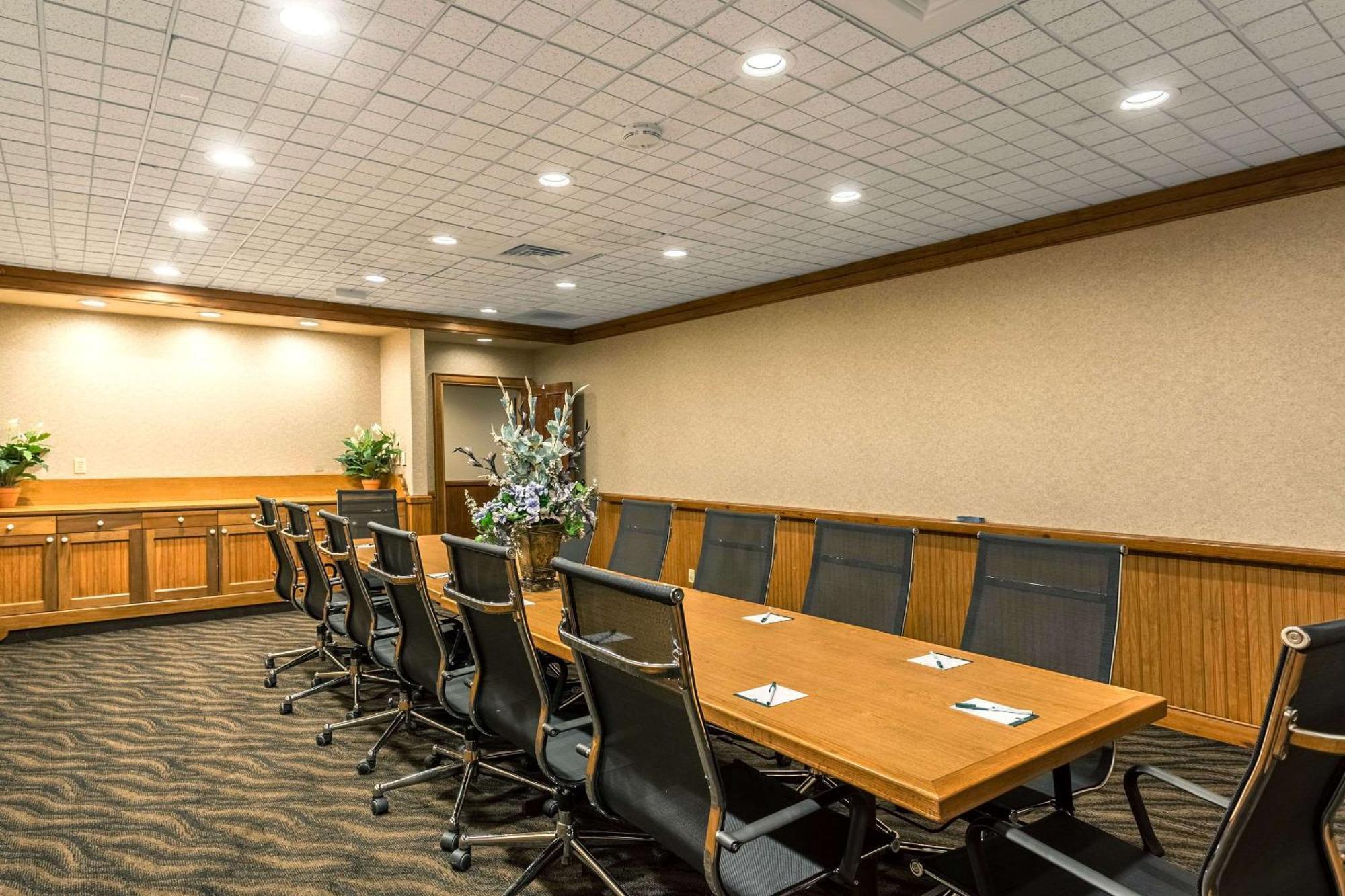 Quality Inn & Suites Baton Rouge West - Port Allen Extérieur photo